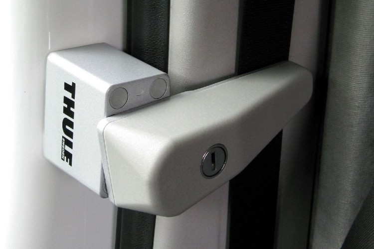 cab lock-2.JPG