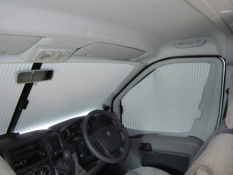 FR87230 Przednia roleta REMIFront IV Fiat Ducato